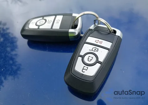 2021 Ford Explorer Xlt из США, поврежденный, VIN 1FMSK8DH1MGA90351